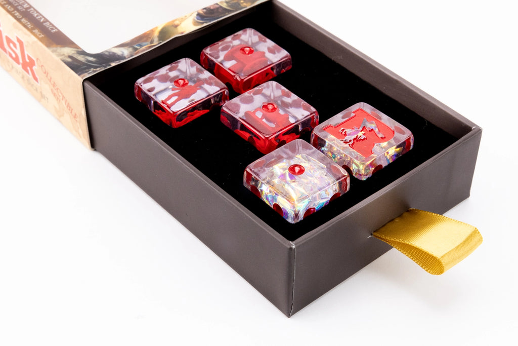 Risk 22mm Oversized Dice Set: Offense and Defense Dice