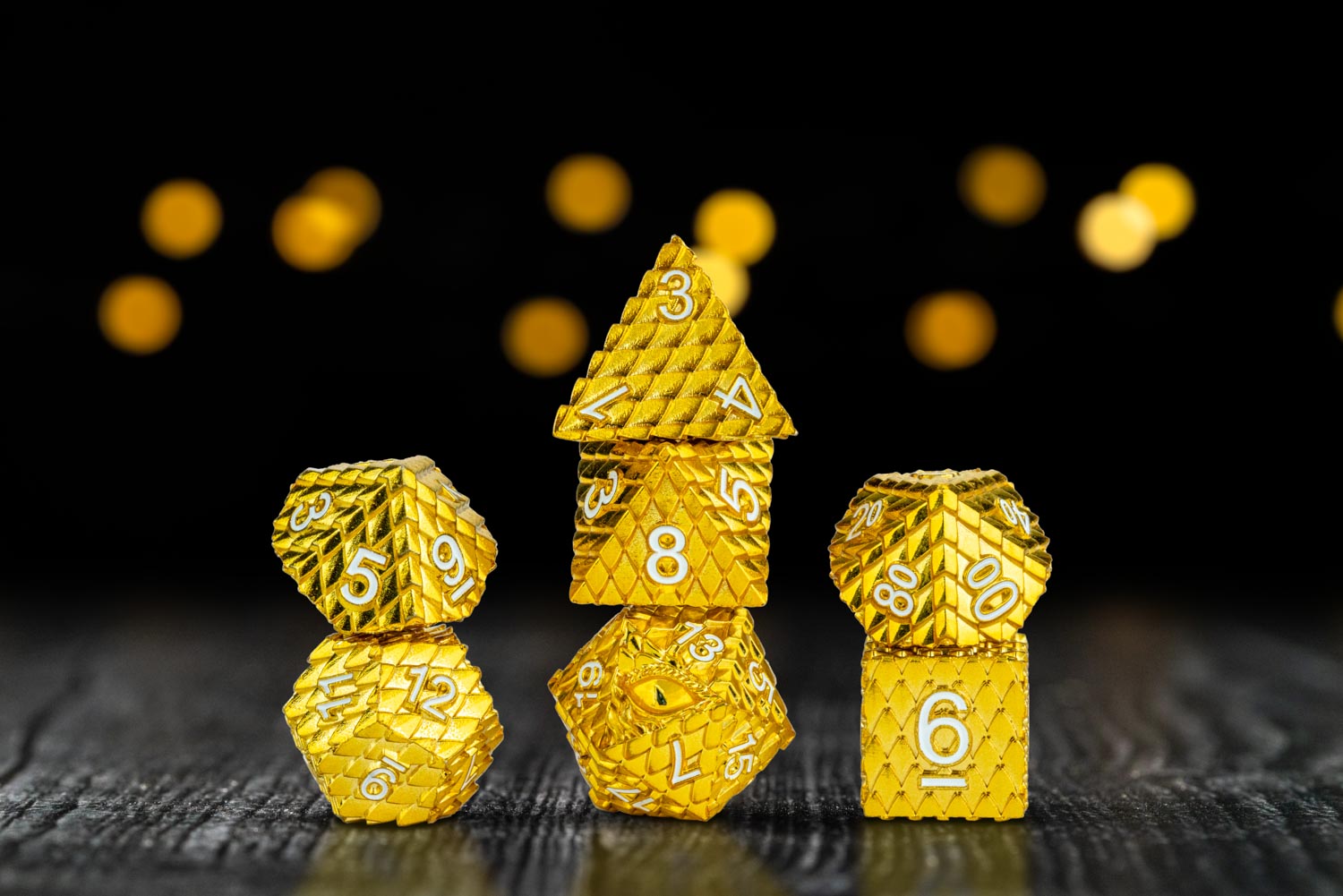 D&D Officially Licensed Dragon Scale Metal Dice Set: Gold